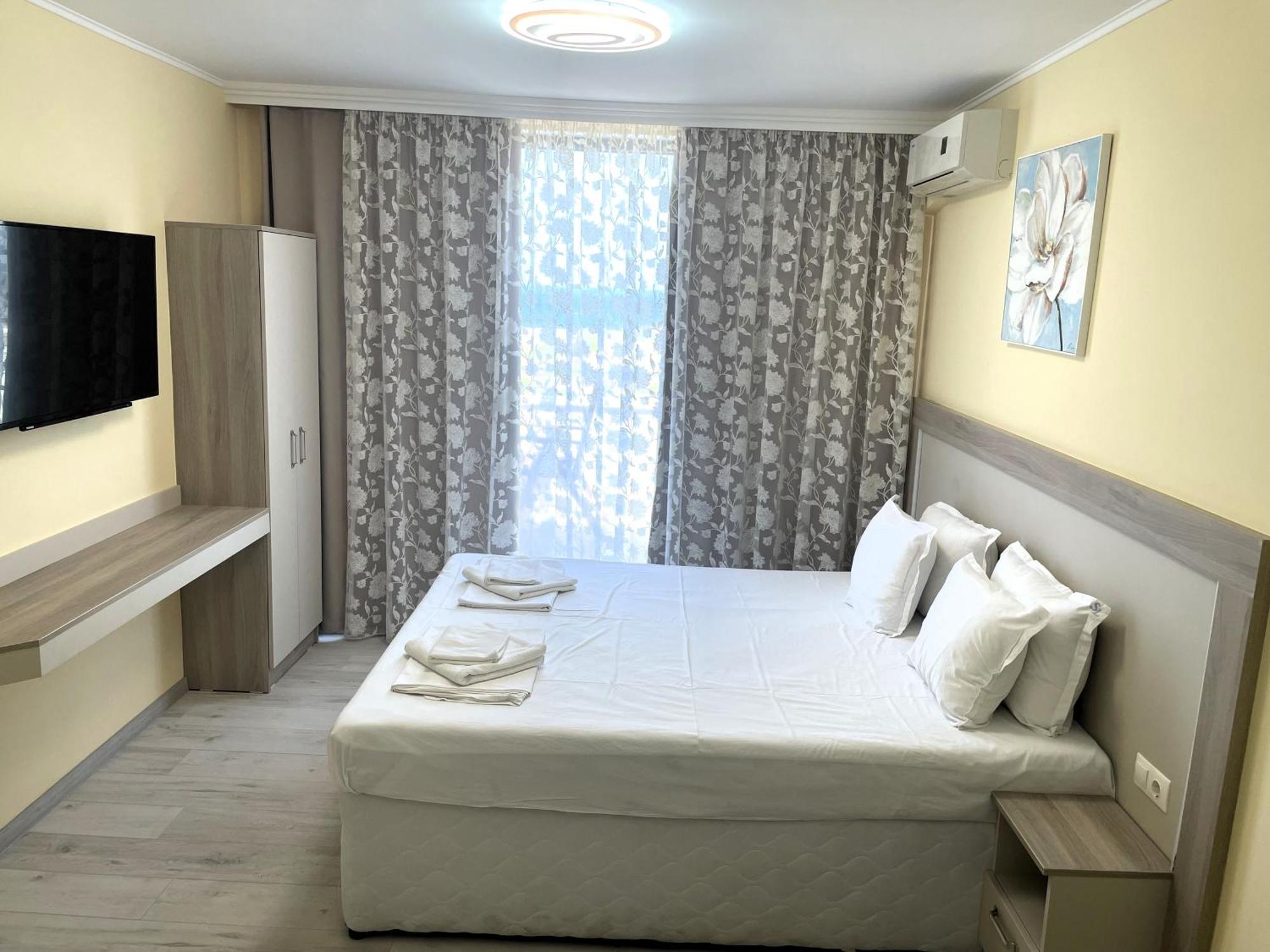 Apart-Hotel Panorama Sea Lux Primorsko Exterior foto